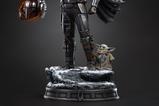 02-The-Mandalorian--Grogu-Estatua-14-Legacy-Replica-The-Mandalorian-and-Grogu-5.jpg