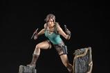 12-tomb-raider-estatua-pvc-lara-croft-24-cm.jpg