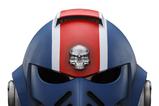 01-Warhammer-40,000-Space-Marine-2-Rplica-Ultramarines-Lieutenant-Titus-casco-3.jpg