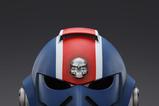 12-Warhammer-40,000-Space-Marine-2-Rplica-Ultramarines-Lieutenant-Titus-casco-3.jpg