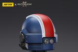 05-Warhammer-40,000-Space-Marine-2-Rplica-Ultramarines-Lieutenant-Titus-casco-c.jpg