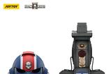 11-Warhammer-40,000-Space-Marine-2-Rplica-Ultramarines-Lieutenant-Titus-casco-c.jpg