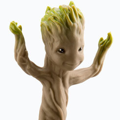 Taza Baby Dancing Groot con movimiento y música de Guardianes de la Galaxia. Esta preciosa taza con Groot tiene un tamaño aproximado de 23 cm.  