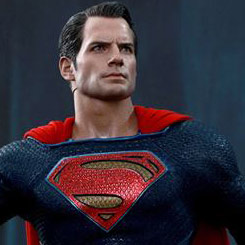 Súper figura Movie Masterpiece Edición Limitada de  Superman basado en la película ” Batman v Superman Dawn of Justice” interpretado por Henry Cavill.