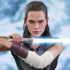 Figura Edición Limitada Movie Masterpiece de Daisy Ridley como Rey Episode VII por la firma Hot Toys para Star Wars, la figura con más de 30 puntos de articulación hace casi posible cualquier posición.