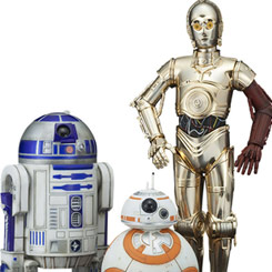 Pack compuesto por C-3PO, R2-D2 y BB-8, estas figuras pertenecen a la serie ArtFX original de “Star Wars” creada por Kotobukiya realizada en vinilo.