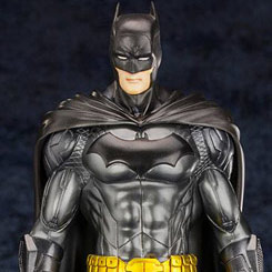 Figura de Batman de la serie ArtFX+, original de “DC Comics”, esta figura ha sido creada por Kotobukiya.