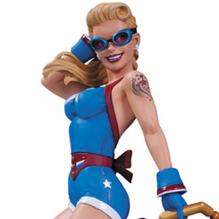 Espectacular Edición Limitada de la figura de Stargirl de la línea Bombshells de DC Comics al más puro estilo Pin-ups de 1940