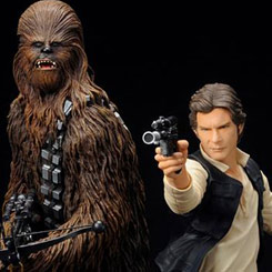 Set compuesto por las figuras de Han Solo y Chewbacca de la serie ArtFX+, original de Star Wars creada por Kotobukiya realizadas en vinilo.