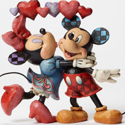 Disfruta de esta escena romántica protagonizada por Mickey Mouse y Minnie Mouse titulada “Mickey y Minnie Mouse Pose de Pareja”, figura con unos 16 cm., de altura.