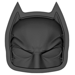 Molde de silicona con la forma de la máscara de Batman de DC Comics. El molde tiene unas dimensiones aproximadas de 21 x 23 x 8 cm. Esta silicona está tratada para poder aguantar altas...