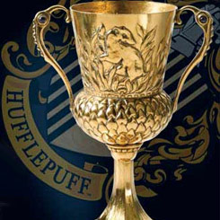 Réplica oficial de la Copa de Helga Hufflepuff con la que Tom Riddle crea uno de los Horrocrux. 