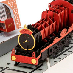 Tarjeta pop-up 3D Hogwarts Express. Sorprende a tu persona mas querida con esta preciosa felicitación en 3D del Hogwarts Express basado en la saga de Harry Potter.