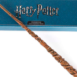 Deslumbrante, detallada y mágica réplica oficial de la varita de Hermione Granger con iluminación, el protagonista de la serie de películas Harry Potter. Viene en una bonita caja de regalo. 