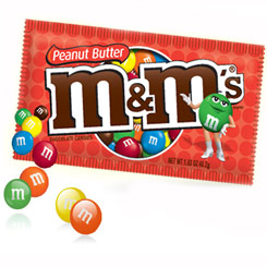 Pack compuesto por dos unidades de M&M's Peanut Butter 46,2 gr. Los mundialmente famosos M&M’s ahora rellenos de deliciosa crema de cacahuete.