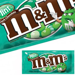 Pack compuesto por dos unidades de M&M's Chocolate Negro con Menta (Mint Dark Chocolate) de 43 gr.