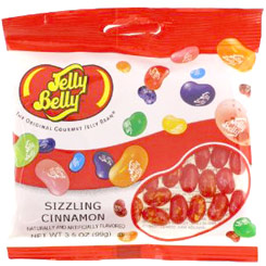 Pack compuesto por 2 Bolsas de American Jelly Belly Sizzling Cinnamon 99 gr. Los famosos Jelly Belly Beans con un delicioso sabor a Canela con un toque picante. 