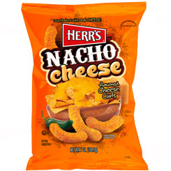 Pack compuesto por dos bolsas de Herr's Nacho Cheese Curls de 198 g., posiblemente uno de los mejores gusanitos que hayas probado. Este snack de maíz tiene la perfecta combinación de Nachos con Queso y un toque de Jalapeño.
