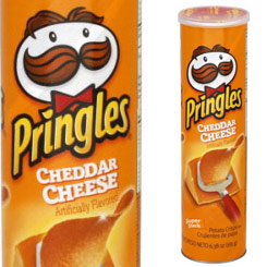 Pack compuesto por 2 paquetes de Pringles Cheddar Cheese 181gr. Las deliciosas Pringles de siempre con un sabor a Queso Cheddar.