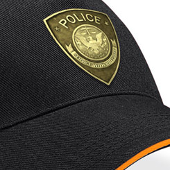 Gorra con el logo Police, Producto Oficial realizado por la firma Gaya Entertainment para Battlefield Hardline. Disfruta con esta gorra de unos de los juegos más carismáticos e inspirados en el crimen policiaco. 