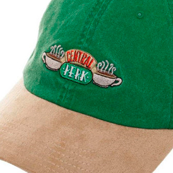 Gorra con el logo del Central Perk basada en la serie de «F·R·I·E·N·D·S», creada y producida por Marta Kauffman y David Crane. Se emitió por primera vez el 22 de septiembre de 1994 por la cadena NBC y terminó el 6 de mayo de 2004. 