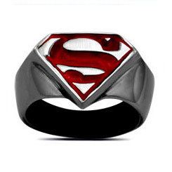 Anillo con el logotipo del superhéroe más famoso del mundo de DC Comics, Superman, el hombre de acero, en rojo.