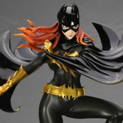 Figura de Black BatGirl de DC Comics presentado al más estilo japonés Bishoujo, esta vez el ilustrador Shunya Yamashita.