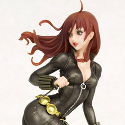 Edición Limitada a 2000 unidades de la Figura de la Viuda Negra Covert Ops Version presentado al más estilo japonés Bishoujo.