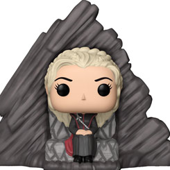 Figura de Daenerys Targaryen Dragonstone Throne realizada en vinilo perteneciente a la línea Pop! de Funko. La figura tiene una altura aproximada de 15 cm., y está basada en la serie de TV Juego de Tronos.