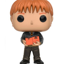 Figura de George Weasley realizada en vinilo perteneciente a la línea Pop! de Funko. La figura tiene una altura aproximada de 9 cm., y está basada en la saga de películas de Harry Potter. 