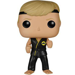 Figura de Johnny Lawrence realizada en vinilo perteneciente a la línea Pop! de Funko. La figura tiene una altura aproximada de 10 cm., y está basada en la película Karate Kid. 