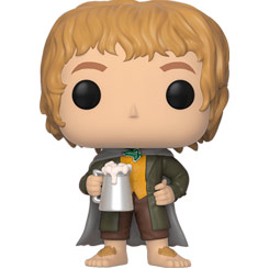 Figura de Meriadoc Brandigamo realizada en vinilo perteneciente a la línea Pop! de Funko. La figura tiene una altura aproximada de 10 cm., y está basada en saga de El Señor de los Anillos.