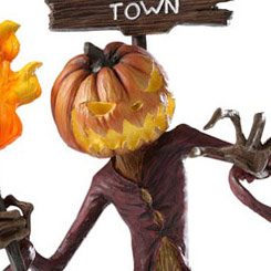 Busto Edición Limitada a 3000 unidades de Jack Skellington como Pumpkin King basada en la película de Pesadilla Antes de Navidad. 