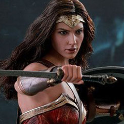 Figura Movie Masterpiece Edición Limitada de Wonder Woman basado en la película ”La Liga de la Justicia” interpretado por Gal Gadot, figura creada por la firma Hot Toys basándose en los bocetos originales de DC Comics.