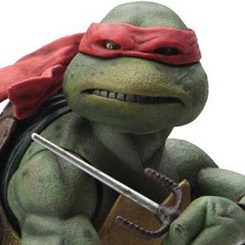 Figura Raphael basado en la clásica película de 1990 Teenage Mutant Ninja Turtles, esta nueva serie totalmente articulada de figuras de acción a escala de 18 cm. 