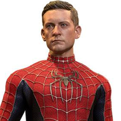 Fielmente diseñada en base a la imagen de Tobey Maguire como Spider-Man/Peter Parker de Friendly Neighborhood en la película, la figura precisa de la película presenta una cabeza
