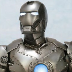 Edición Limitada a 3000 unidades y numerada de la figura de Iron Man Mark II, basada en la película “Iron Man”.