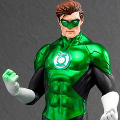 Figura del Green Lantern (Linterna Verde) de la serie ArtFX+, original de “DC Comics”.