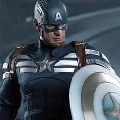 Figura Edición Limitada del Capitán América Stealth S.T.R.I.K.E. basado en la película “Capitán América: El Soldado de Invierno” interpretado por Chris Evans.