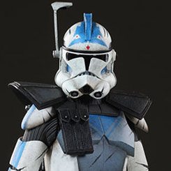 Figura Edición Limitada Clone Trooper Fives Phase II Armor, perteneciente a la línea “Militaries of Star Wars” creada por la firma Sideshow para Star Wars.