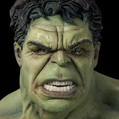 Deslumbrante figura del Dr. Bruce Banner (interpretado por Mark Ruffalo) transformado en Hulk.