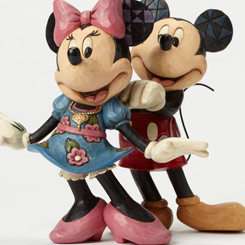 Tierna figura de Mickey Mouse y Minnie Mouse titulada “Para mi Dulce Corazón”, figura con unos 14,5 cm., de altura en donde se ha mezclado la magia de las figuras de Walt Disney con el arte Heartwood Creek.