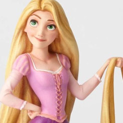 Disfruta del romanticismo gracias al Clásico de Disney de 2011 Enredados (Tangled), con esta figura de Rapunzel Maquette realizada en resina y está pintada a mano, 