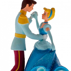 Romántica Figura para pastel de boda de la Cenicienta basada en el clásico de Walt Disney “La Cenicienta” de 1950, con aproximadamente 12 x 8 x 10 cm. 