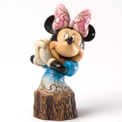 Figura de Minnie Mouse de la Línea Tallada con el Corazón de Jim Shore, en esta ocasión el artista ha elaborado esta figura con unos 11,5 cm.,