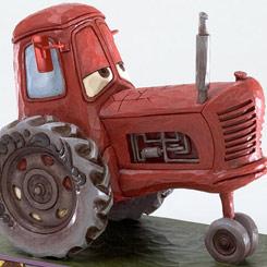 Nunca un Tractor fue tan divertido como esta creación de Disney-Pixar, disfruta con en esta preciosa figura de Moooooo (Tractor), el tractor que aparece en la película de Cars del año 2006 dirigida por John Lasseter y Joe Ranft. 