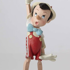 Deliciosa figura Edición Limitada de Pinocchio de la línea Walt Disney Archives Collection basada en el clásico “Pinocchio” de (1940).