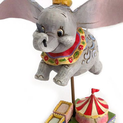 Figura de Dumbo recreando la escena “Puedo Volar” del Clásico de Disney Dumbo realizada por Jim Shore. 