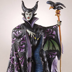 Figura de la Malvada Maléfica “Maleficent”, donde se recrea la secuencia culminante del clásico de la Bella Durmiente.