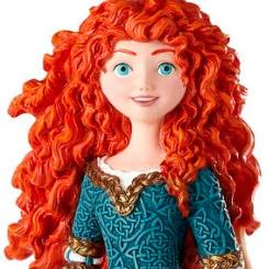 Espectacular figura de Merida de la línea Showcase de Walt Disney basada en el clásico de 2012 Brave (Indomable). En esta impresionante figura de Merida se ha puesto un cuidado especial en la recreación de los detalles